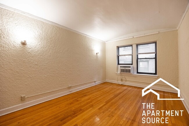 Building Photo - 532 W Arlington Pl