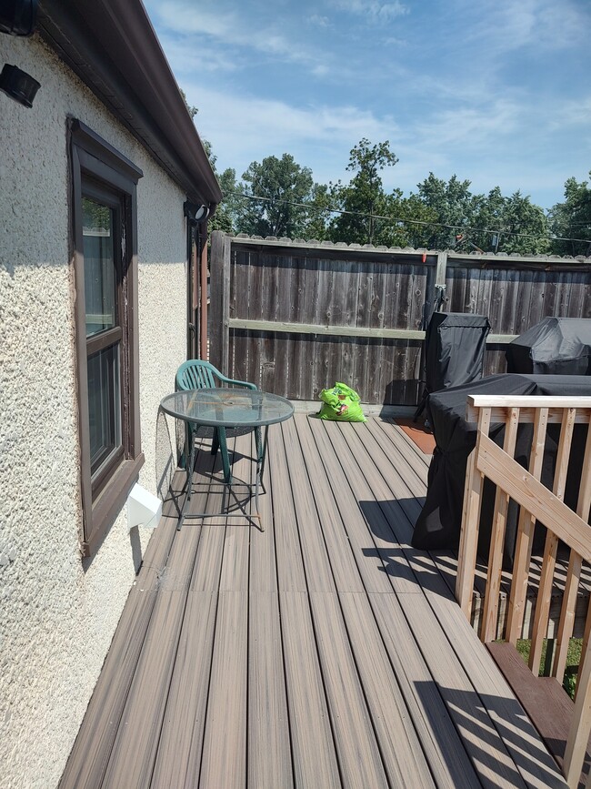 Building Photo - 5200 France Ave N Unit duplex Rental