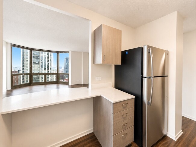 Photo - 1122 N Dearborn St Unidad 1611