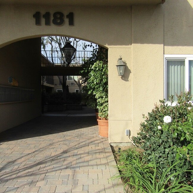 Photo - 1181 E Hollyvale St Unit 1157 18