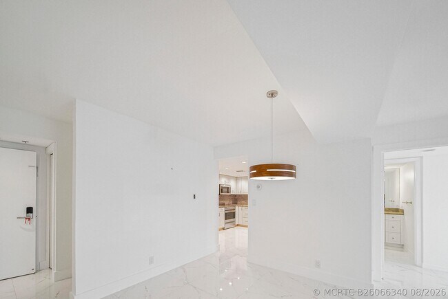 Photo - 16300 Golf Club Rd Unit 114