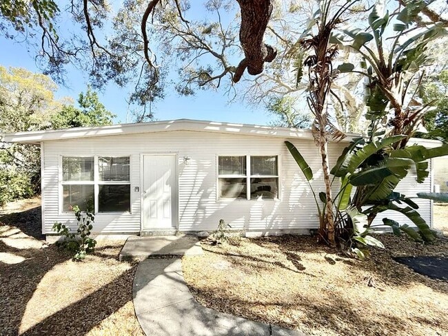 Photo - 7111 Onyx Dr N