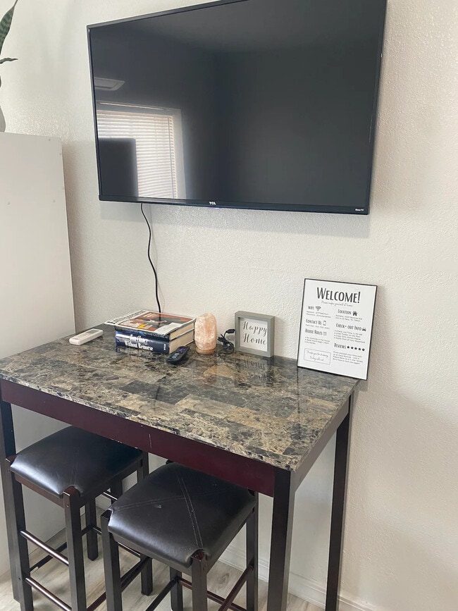 Work Desk