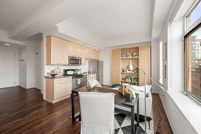 Photo - 35 Fay St Unidad 510