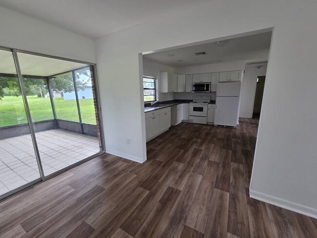 Photo - 7208 Spring Hill Rd