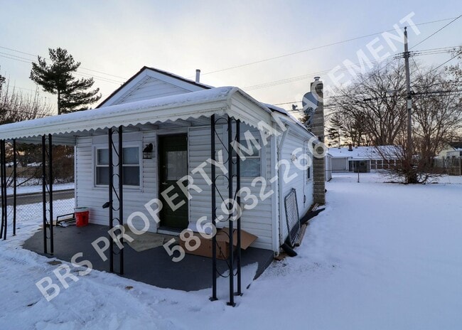 Photo - 1 Bed, 1 Bath House In Rochester Hills