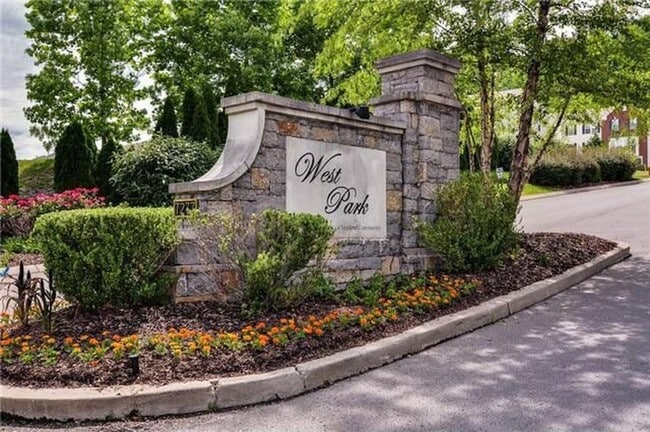 7277 Charlotte Pike