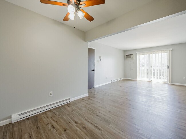 Photo - 125 E Van Riper Rd Unit Apt 5