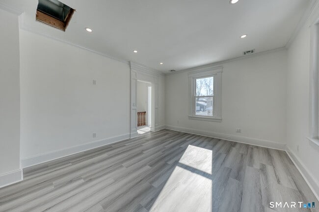 Photo - 44 Wallace Row Unit Second Floor