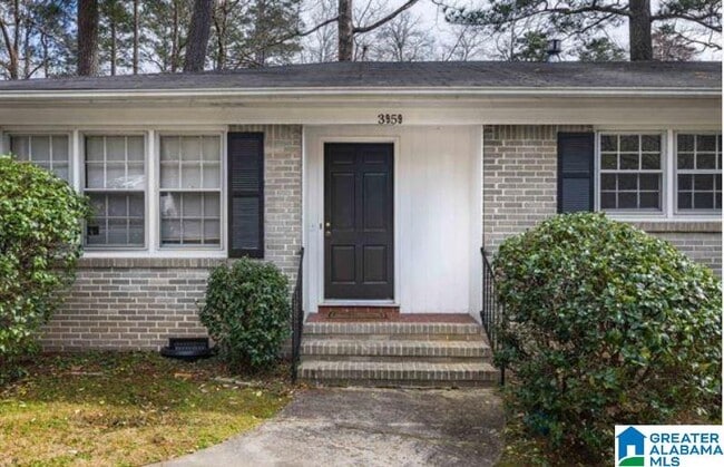 Building Photo - 3959 Montclair Rd Unit 3959