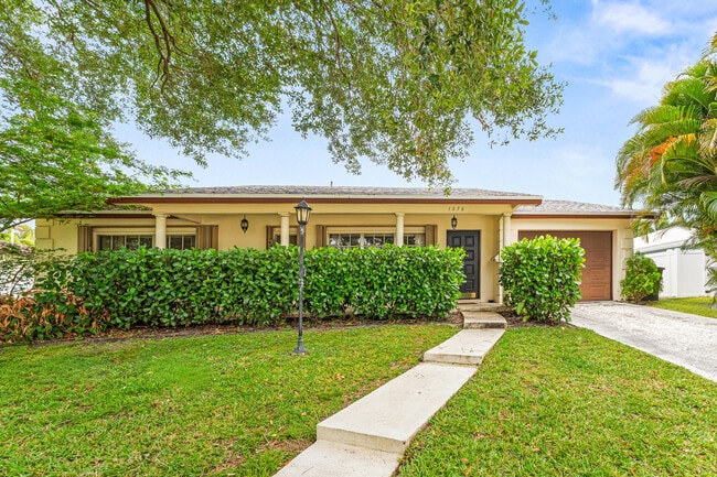 Building Photo - 1270 SW 8th St