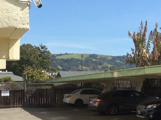 Photo - Gateway Apartments