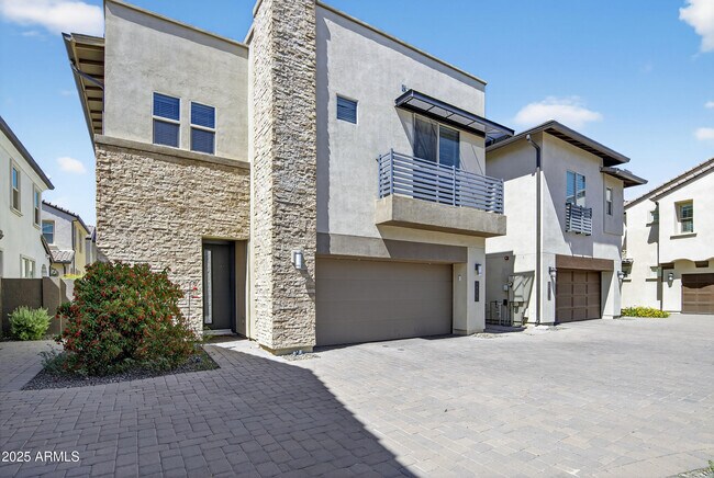 Photo - 2350 W Gloria Ln