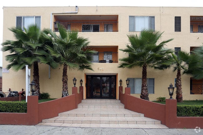 Photo - 940 Magnolia Ave