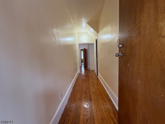 Photo - 479 S 20th St