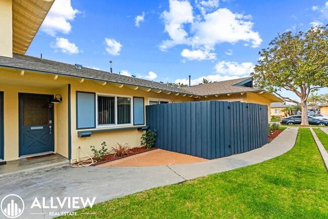 Photo - 7572 Amazon Dr Unidad 2