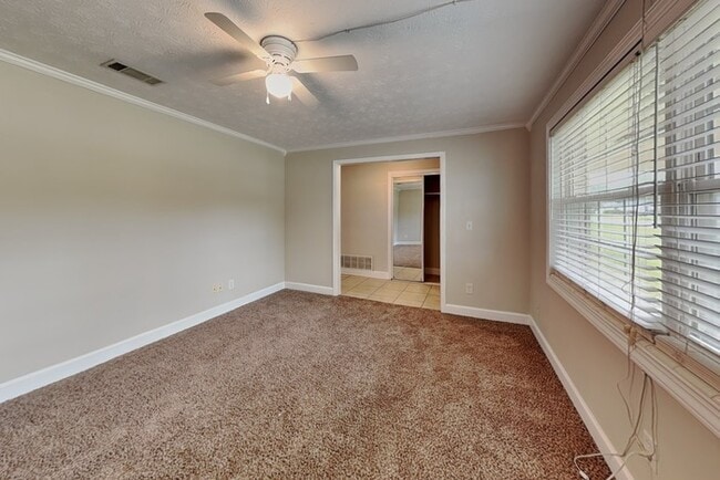 Photo - 3540 Calvados Ave