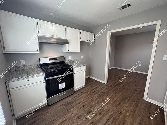 Photo - 320 McTyere Ave