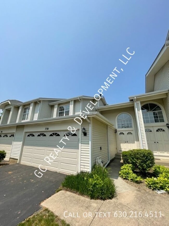 Photo - 730 Sturnbridge Ln House