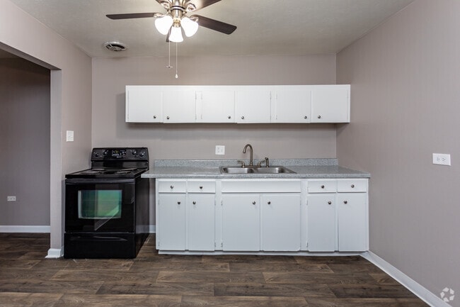 1HAB, 1BA - 800ft²