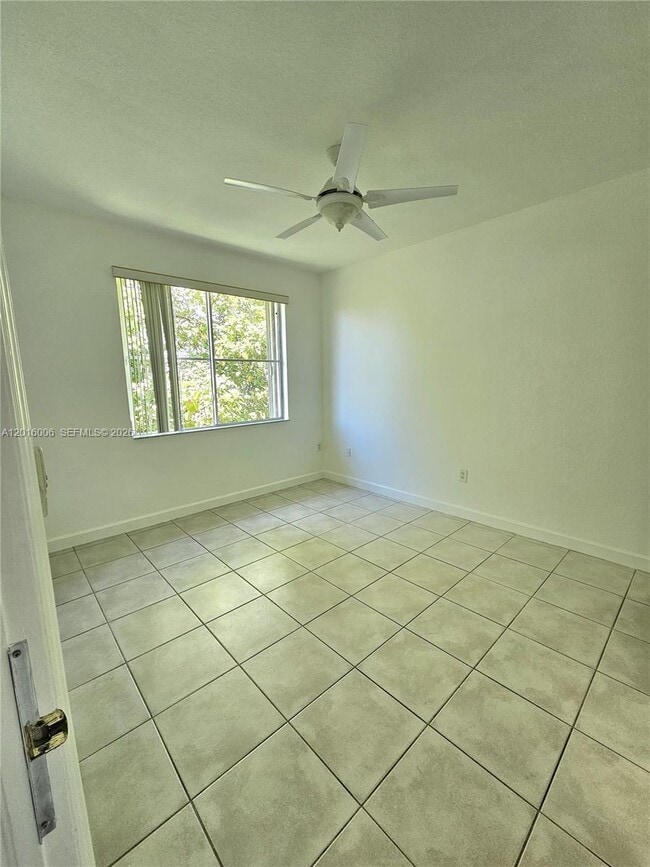 Photo - 17720 NW 73rd Ave Unit 203