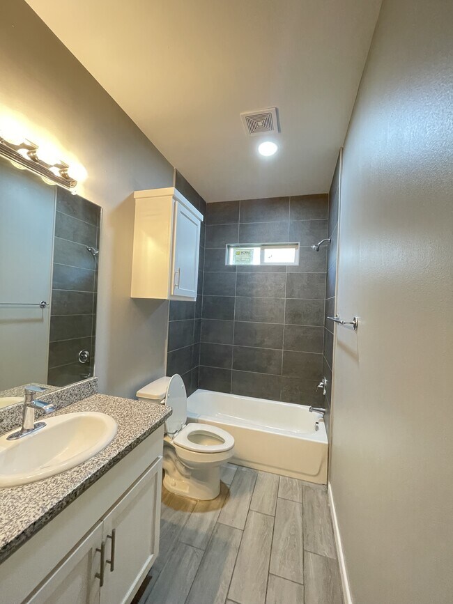 Photo - 3416 Sahara Dr Unit 3