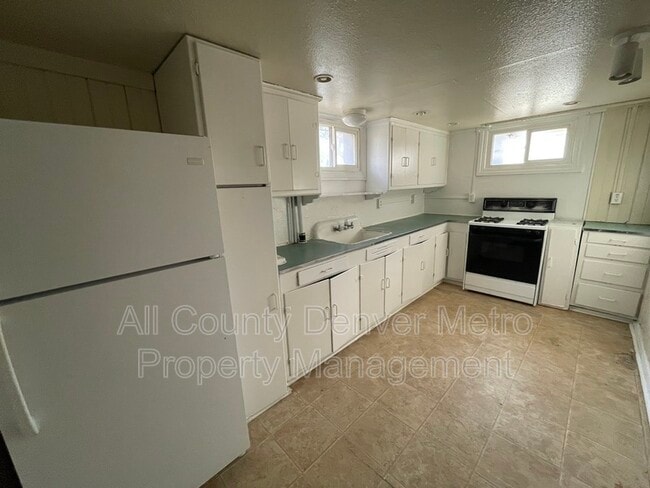 Photo - 4941 Sherman St Unidad B