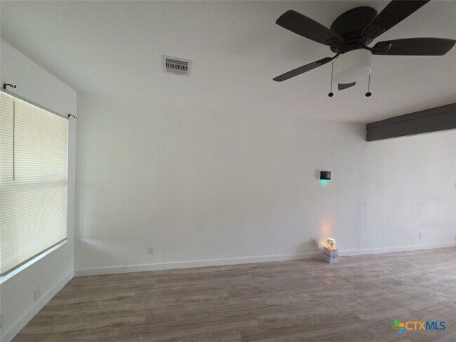 Photo - 1315 Estes Dr