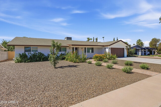 Photo - 2329 E Enrose St