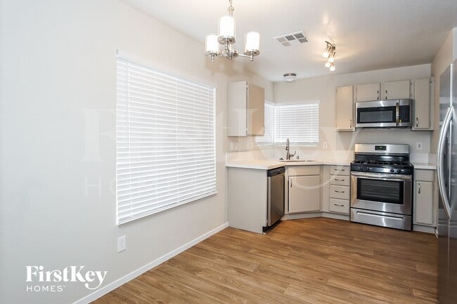 Photo - 4600 W La Madre Way