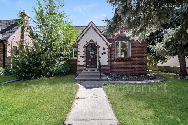 Building Photo - 1410 N Glencoe St Rental