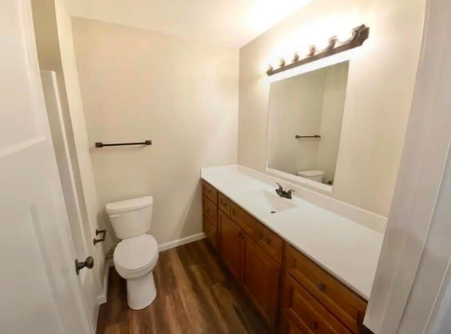 Photo - 2 bed 1 bath triplex unit