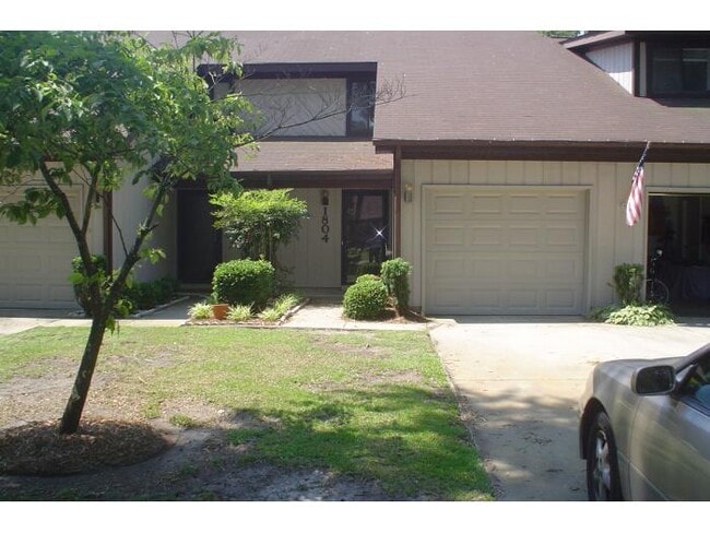 Photo - 1804 Stephens St