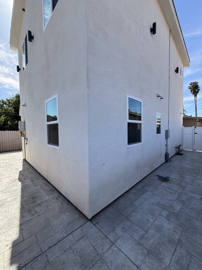 Photo - 7806 Ferncola Ave