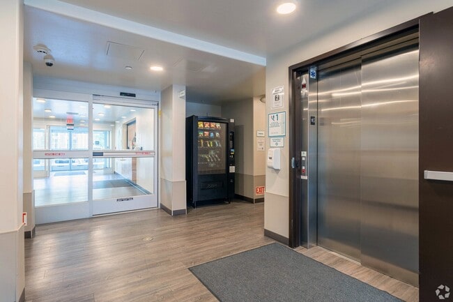 WoodSpring Apartments