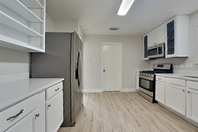 Photo - 18714 Timber Way Dr