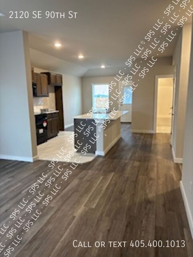 Photo - 2120 SE 90th St