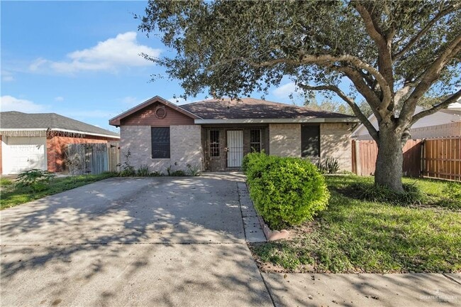 Photo - 17 Linda Vista St