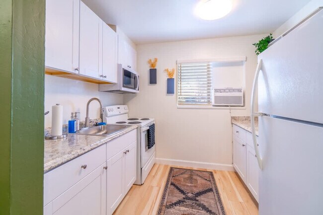 734 Vine St Unit SI ID1250759P