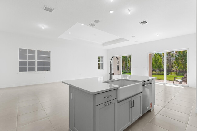 Photo - 10717 Northbrook Cir