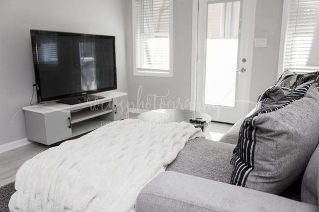 Photo - 665 S Preston Ct