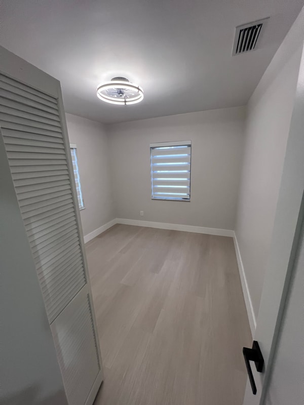 Photo - 160 E 34th St