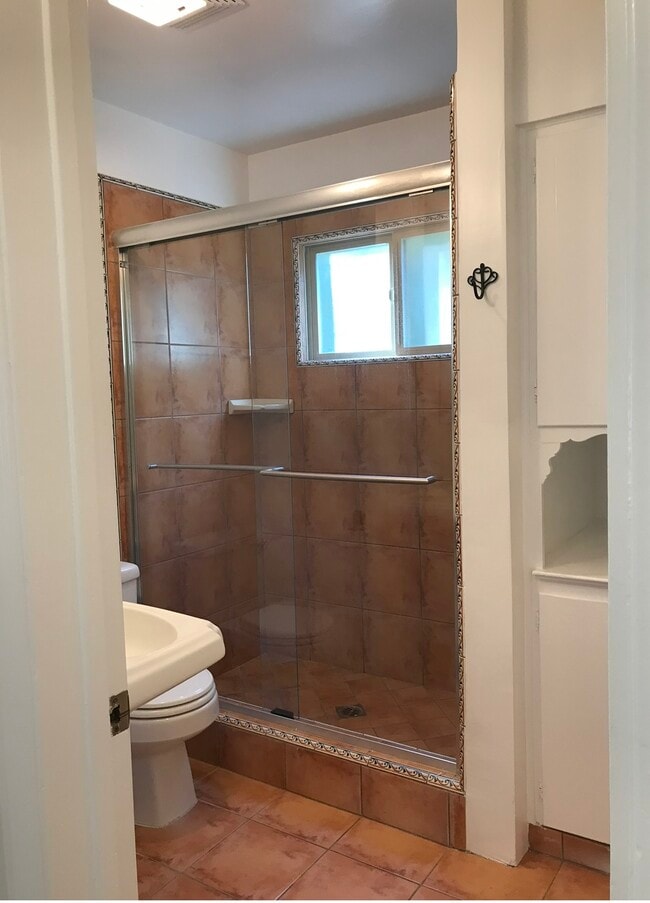 Photo - 1247 19th St Unit D
