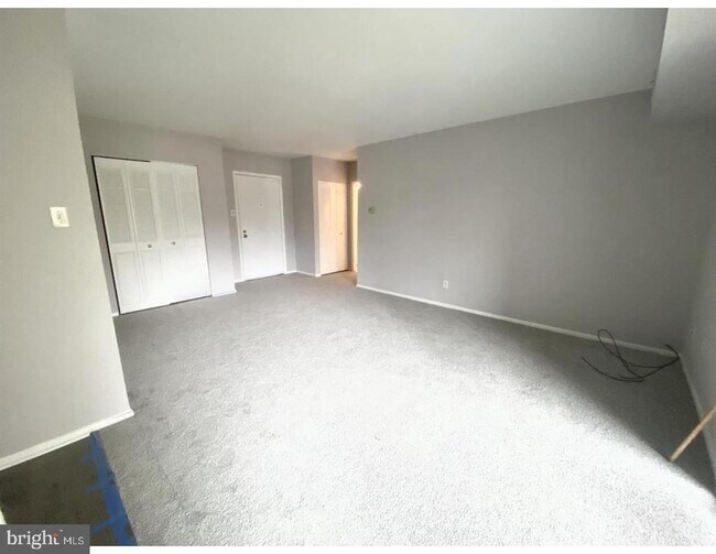 Photo - 7 Rockford Rd Unit E026