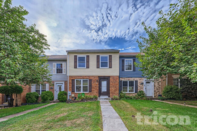 Photo - 19 Clearlake Ct