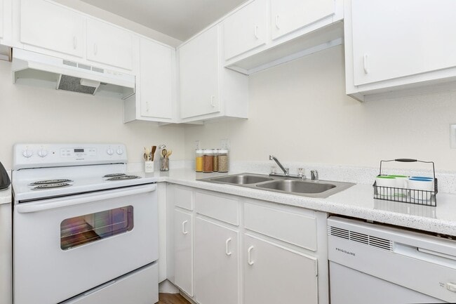Photo - Sovereign Townhomes
