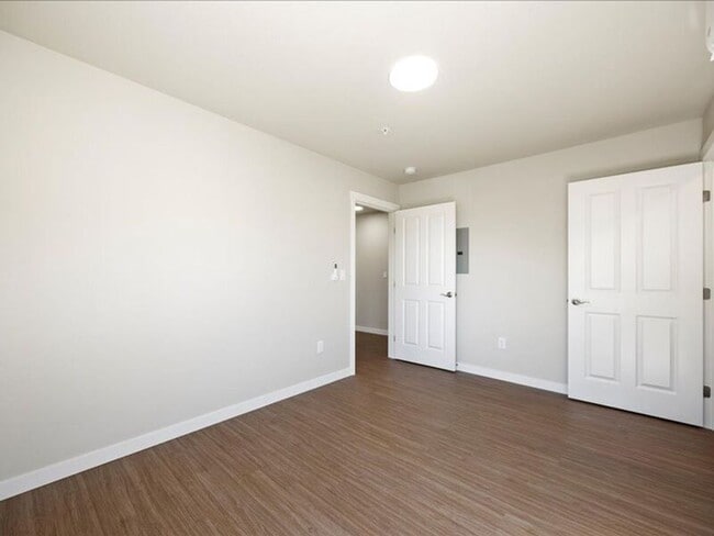 Photo - 6005F Chapel Hill Blvd Unit F102