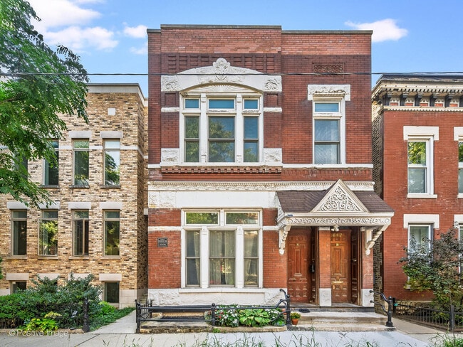 Building Photo - 842 N Wolcott Ave Unit B