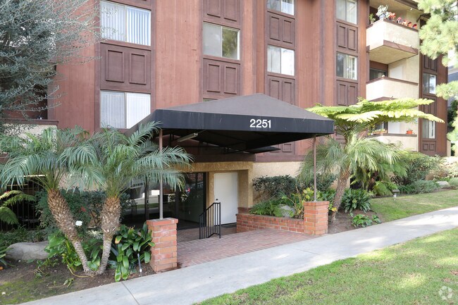 Photo - 2251 S Bentley Ave