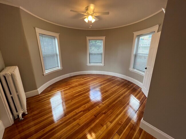 Photo - 51 Ibbetson St